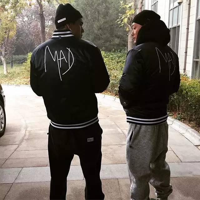 男人腿粗怎么减肥最快,腿超级粗的男生怎么减