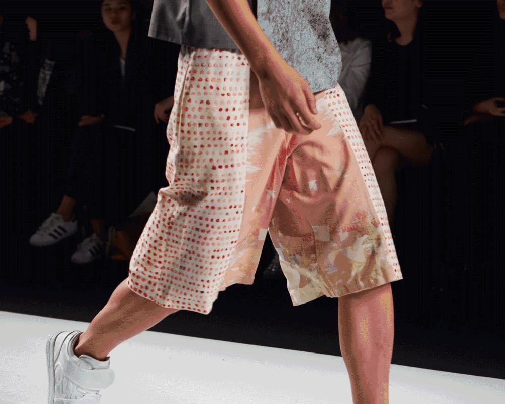 甯︿綘鐪嬩笂娴锋椂瑁呭懆,甯︿綘鐪嬫椂瑁呭懆