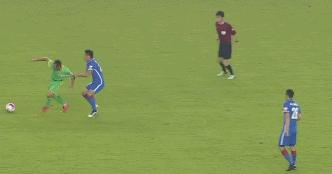 王赟国家队乌龙球,申花足球王赟