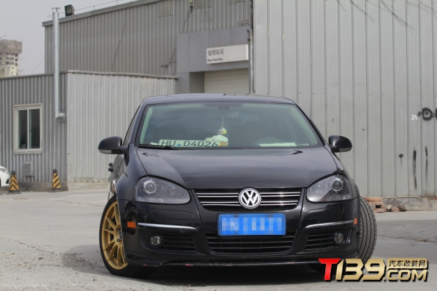 速腾冠军音响改装,大众速腾黑武士改装