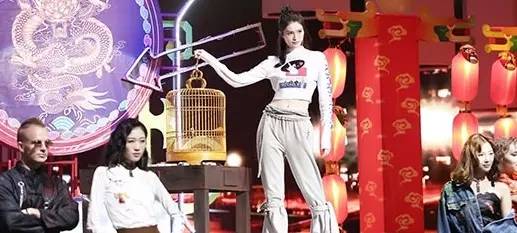 璺熺潃濂崇璺宠垶,鏋楀織鐜叉皯鍥介