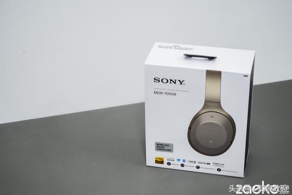 索尼MDR-1000X开箱：锁定BOSEQC35的劲敌