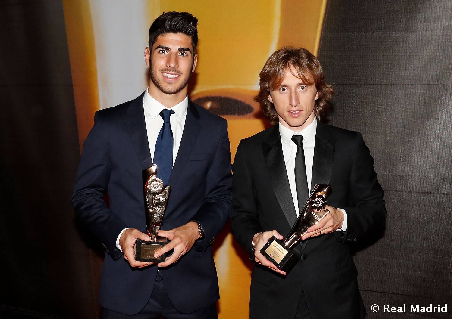 魔笛最佳中场奖,魔笛获西甲最佳中场