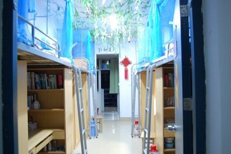 女生宿舍是整洁的吗,女生宿舍也会有那种脏乱差吗