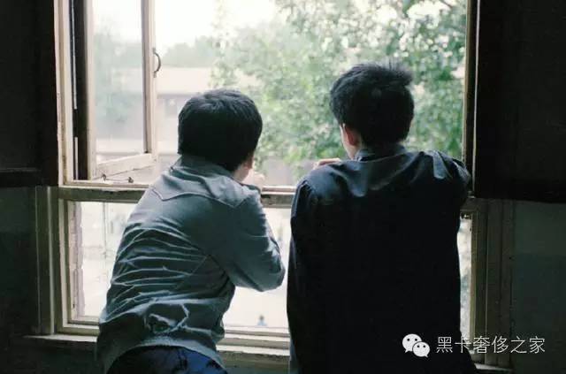 那个年代没有YSL，我们也很时髦