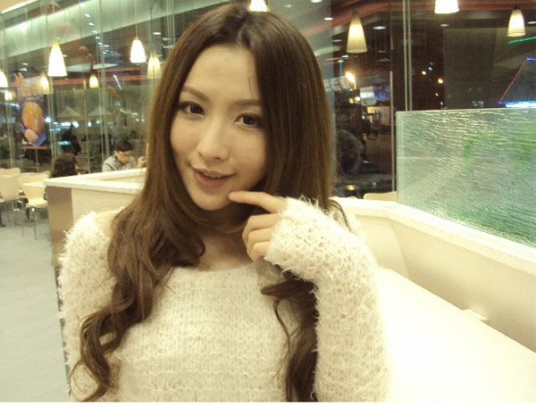 王婉咖，姑娘和她的名字一样有股古典的气息