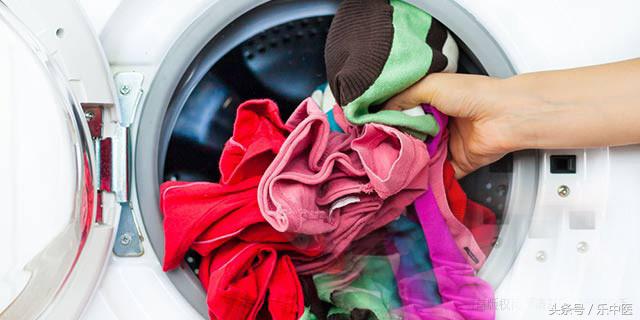 得了脚气很臭怎么办,得了脚气的四个阶段