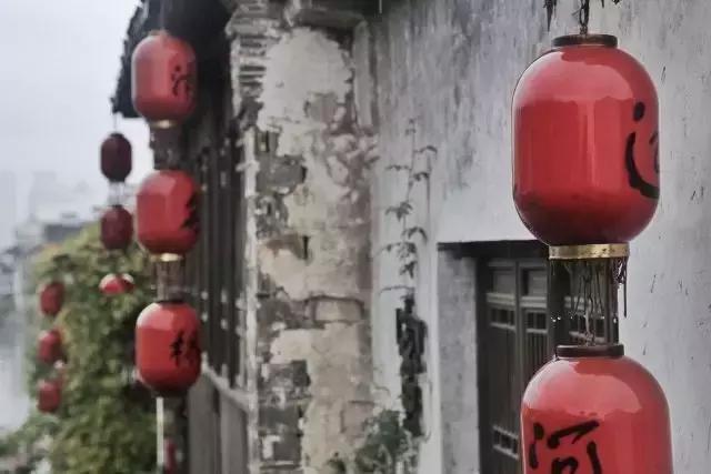 美豪皆丽致烟雨醉无锡