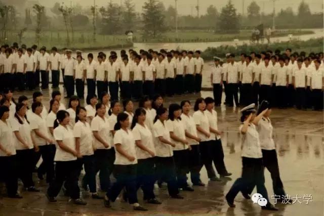 这个地方30年前真的很繁华,宁大回忆