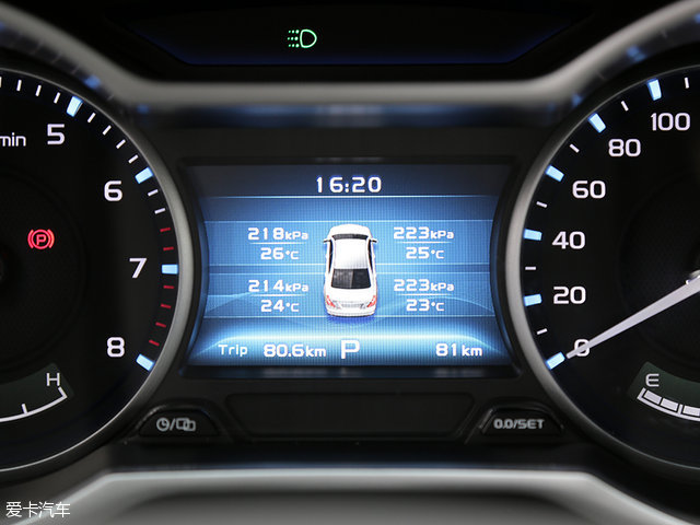 吉利帝豪2017款百万向上互联版,吉利帝豪百万款测试