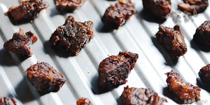 自己做的牛肉干为什么会发霉,自己做的牛肉干怎么确定坏不坏