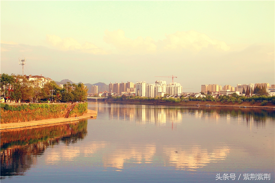 丁香姑娘的油纸伞,黄山黎阳in巷客栈