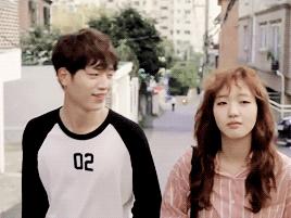 乔妹换上“绵羊卷”发型呆萌可爱邓紫棋允儿莫文蔚都梳起来了！