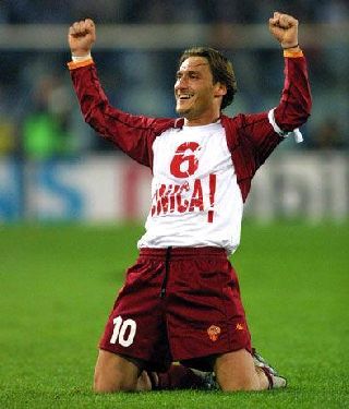 球迷与球星感人瞬间集锦,足球球星感人瞬间