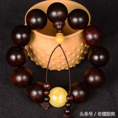小叶紫檀手串2016年走向,小叶紫檀手串如何选择才不会吃亏