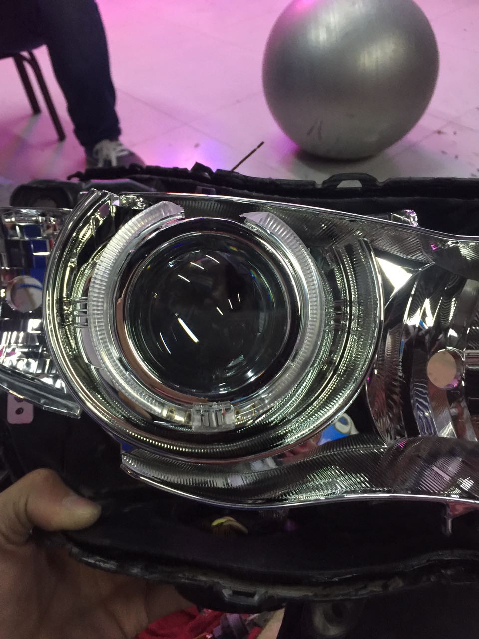 斯巴鲁xv改雾灯详细教程,斯巴鲁xv改军绿色