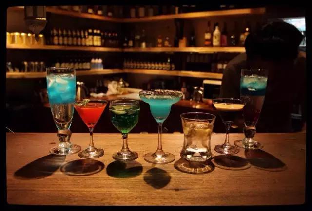 搜店|小道PUB大理谋生,小道谋爱,与好音乐不期而遇