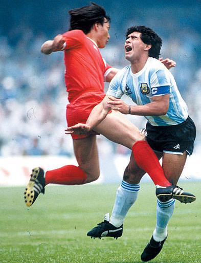 足坛十大暴躁时刻,十大暴脾气足球巨星