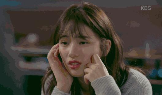 全智贤一字眉图片,全智贤的长直发看起来那么漂亮