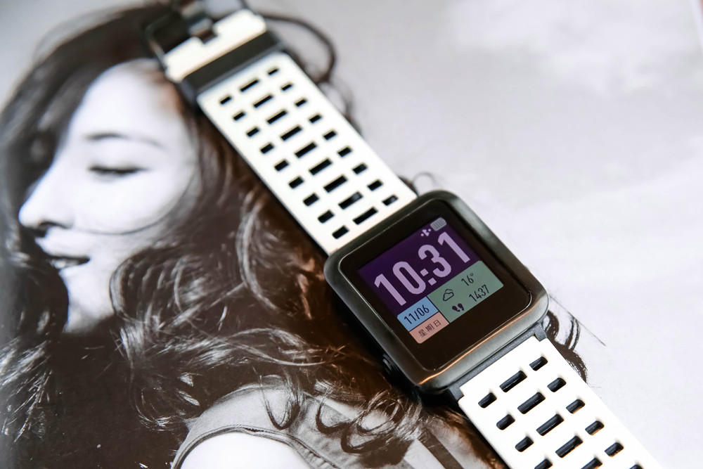 唯乐小黑3手表防水吗,唯乐小黑3表盘论坛