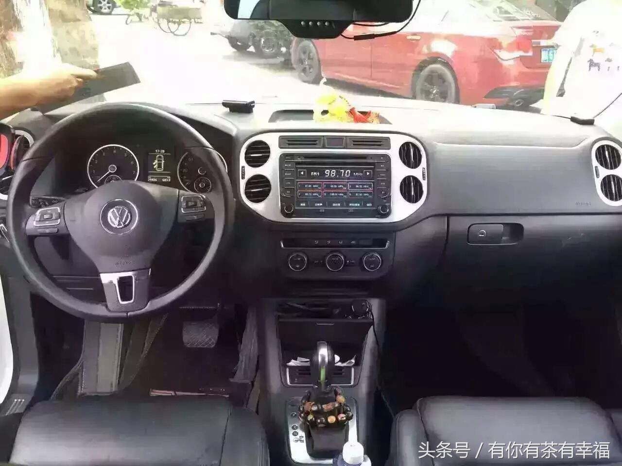 大众途观2014款1.8t豪华版2驱,2013款大众途观1.8tsi四驱菁英版