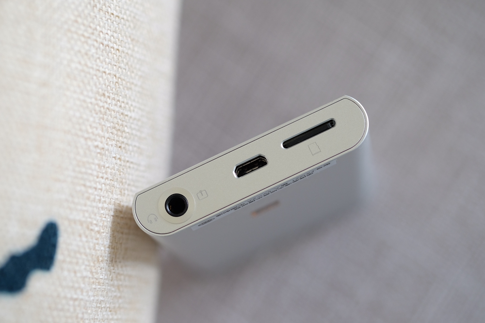 飞傲x1二代拆机,飞傲x1hifi播放器拆机