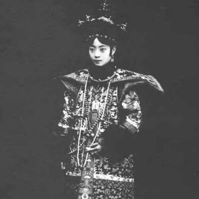 清朝灭亡后皇后嫔妃们去哪了,清朝灭亡后妃子们怎么样了