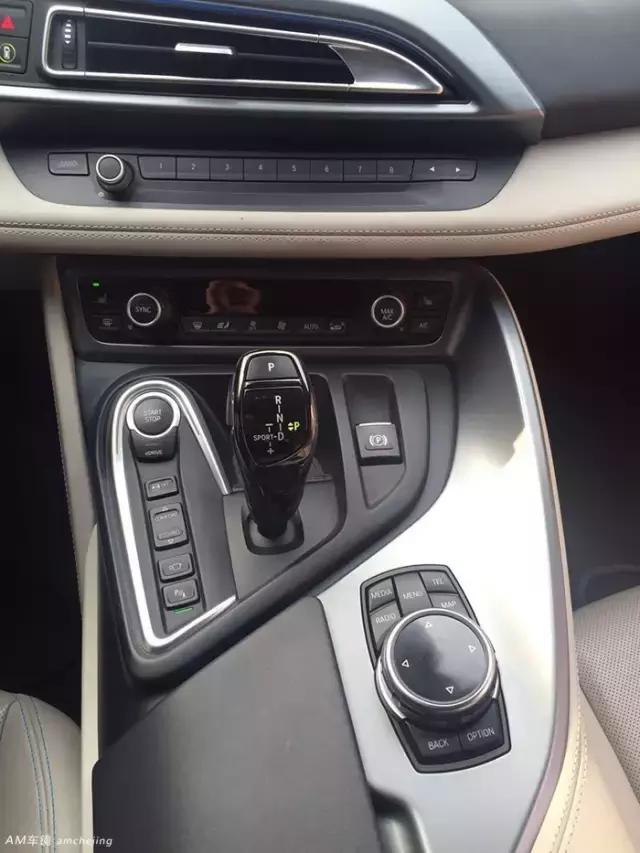 宝马i8的试驾,超跑宝马i8