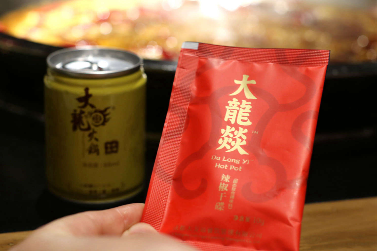 重庆和成都火锅流派有什么不同,四川和重庆的火锅最为出名怎么说