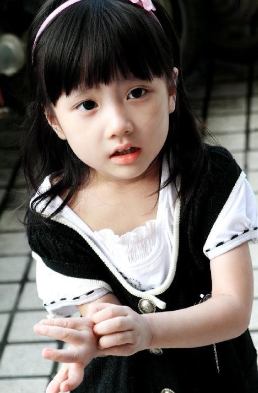 幼儿园幼儿评语大全集,幼儿园幼儿评语简短诗意