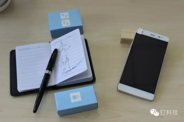 「钉科技评测」先锋C1：“高颜”手机如何助你“颜值爆表”？