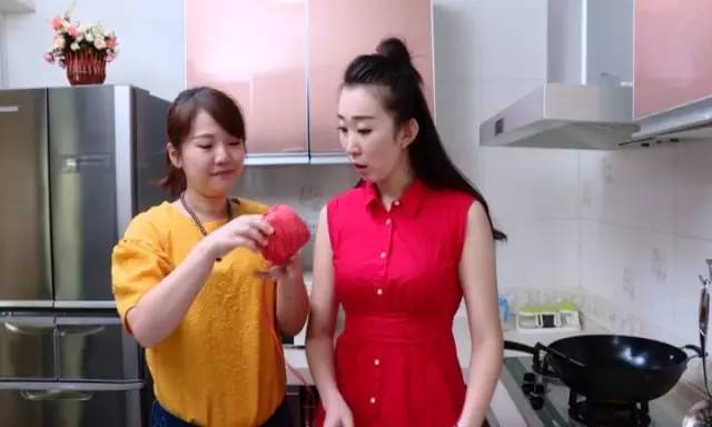 厨房水槽底下水管堵塞小妙招,厨房水槽的水下不去怎么办