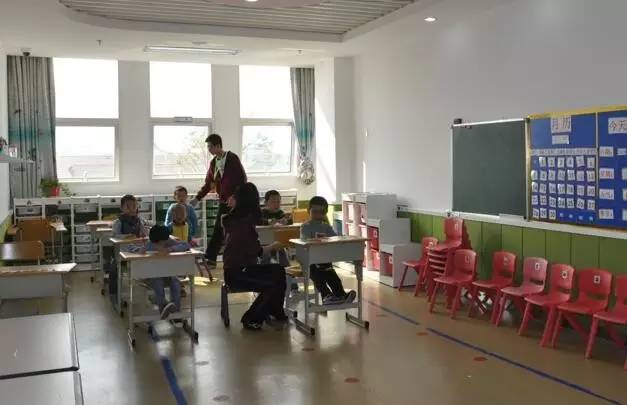 环境一流的康复医院,医院先进医疗设备