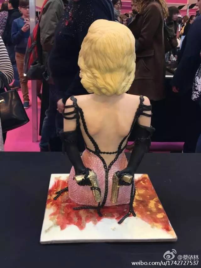 Jolin的蛋糕，杨幂的画，鹿晗的足球...万万没想到！明星们都是酱紫的跨界艺能王！