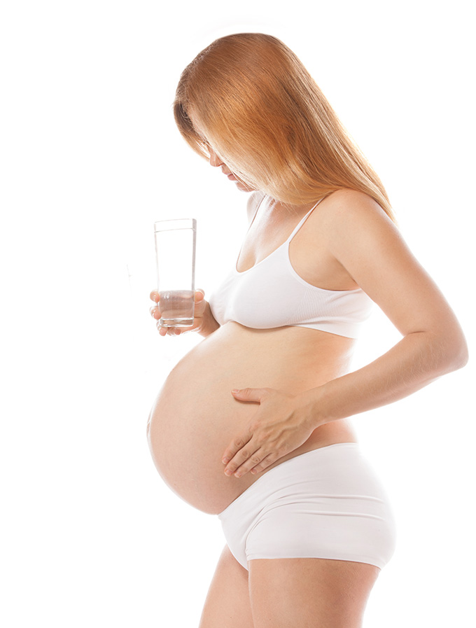 自然分娩还是无痛分娩好,孕妇选择剖腹产还是正常生产