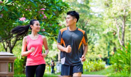 跑步岔气肚子疼怎么快速恢复,跑步时出现岔气一个穴位搞定