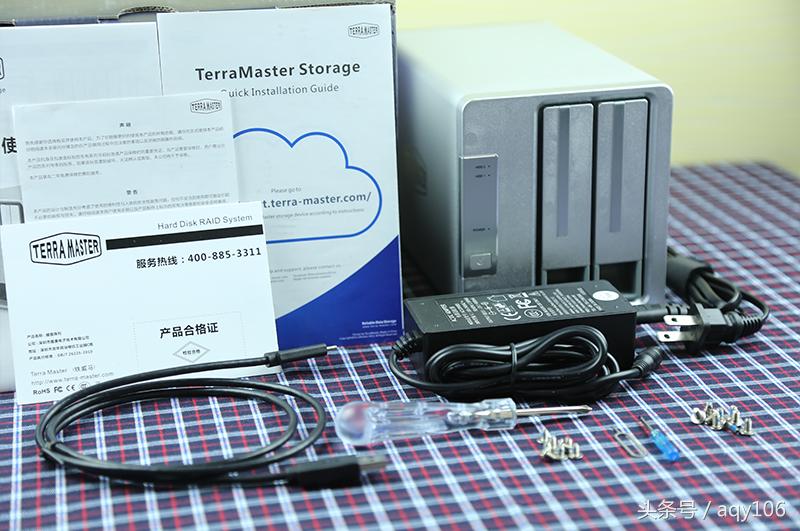 体验简单直接的TerraMasterD2-310
