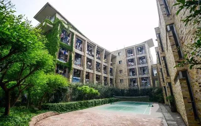 霍格沃茨学校是什么学校,北大霍格沃兹学校