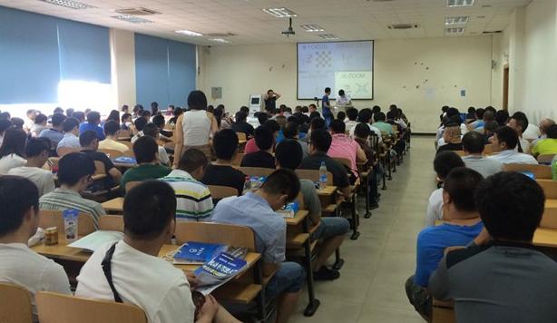 为什么骑摩托车被扣分,骑摩托车被抓要不要扣分