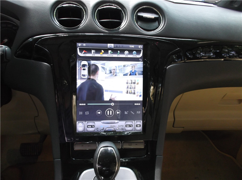 福特麦柯斯中控屏,福特麦柯斯仪表台拆解