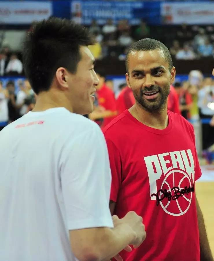 说到油漆区飙车,我只服托尼帕克