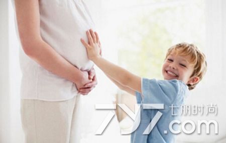 孕中期见红吃了保胎药还是见红,见红是什么颜色才属于要临产