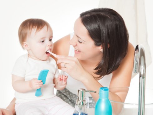 儿童乳牙断了需要拔吗,孩子的乳牙断了是怎么回事