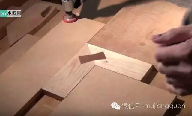 不一样的榫卯,一个能拼接,也能加固木板的蝴蝶榫