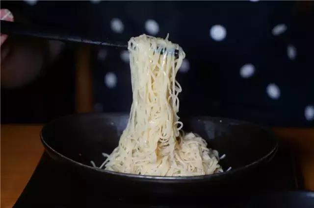 22蚊！足料进口牛肉云吞面超多料！还有重量级进口牛肉船上岸！