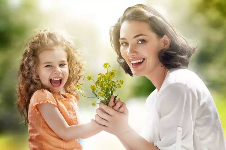 平价又适合送给妈妈的护肤品,妈妈用什么护肤品比较好呢