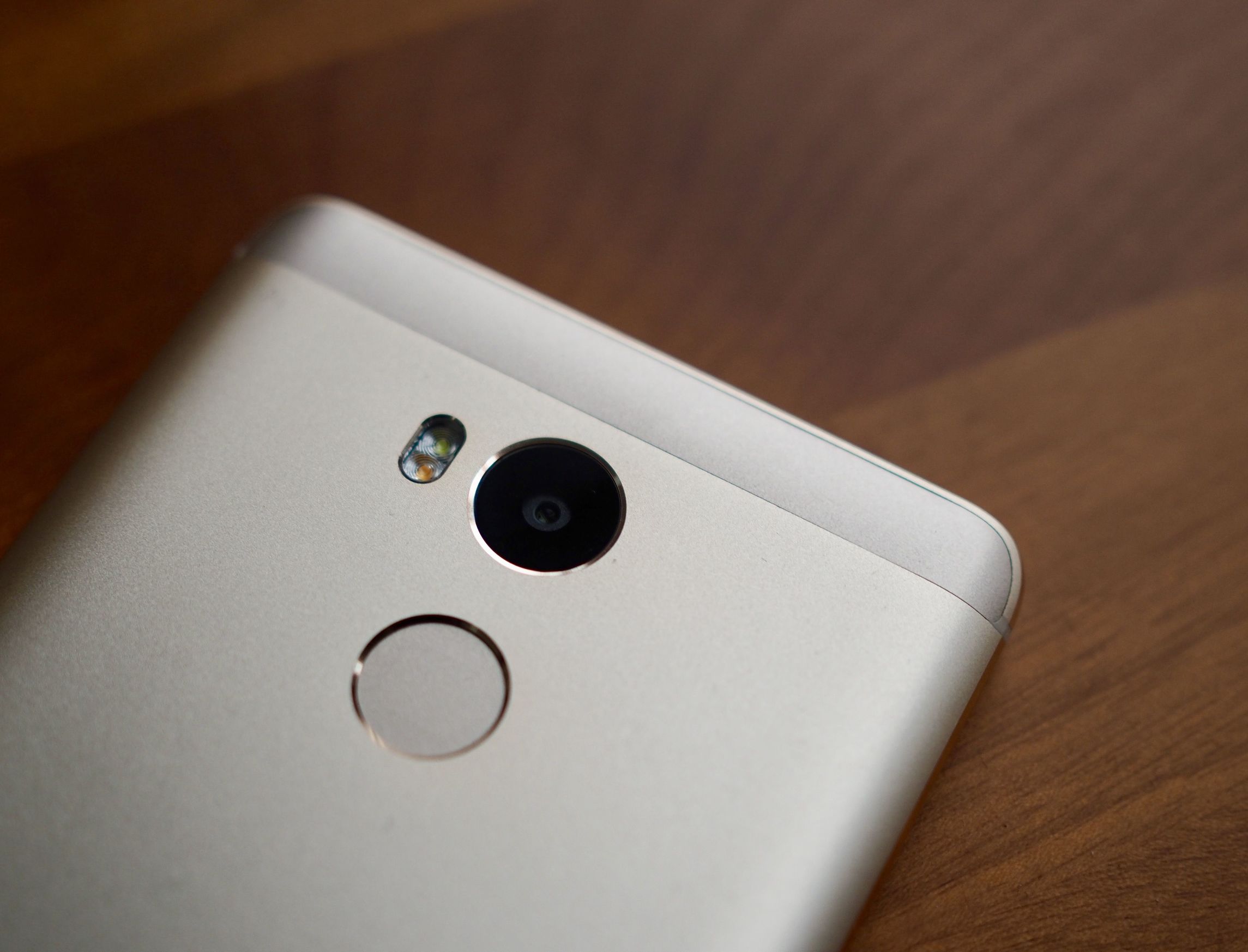 红米4高配版体验:899元能买到的最强配置