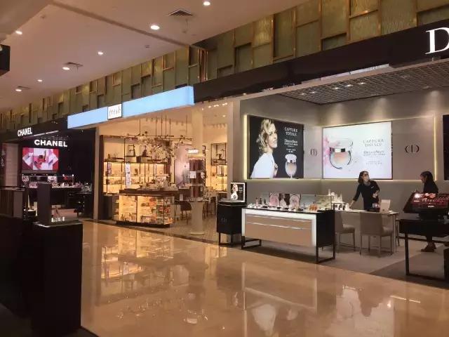 八佰伴商圈有什么商场,上海浦东新区陆家嘴八佰伴