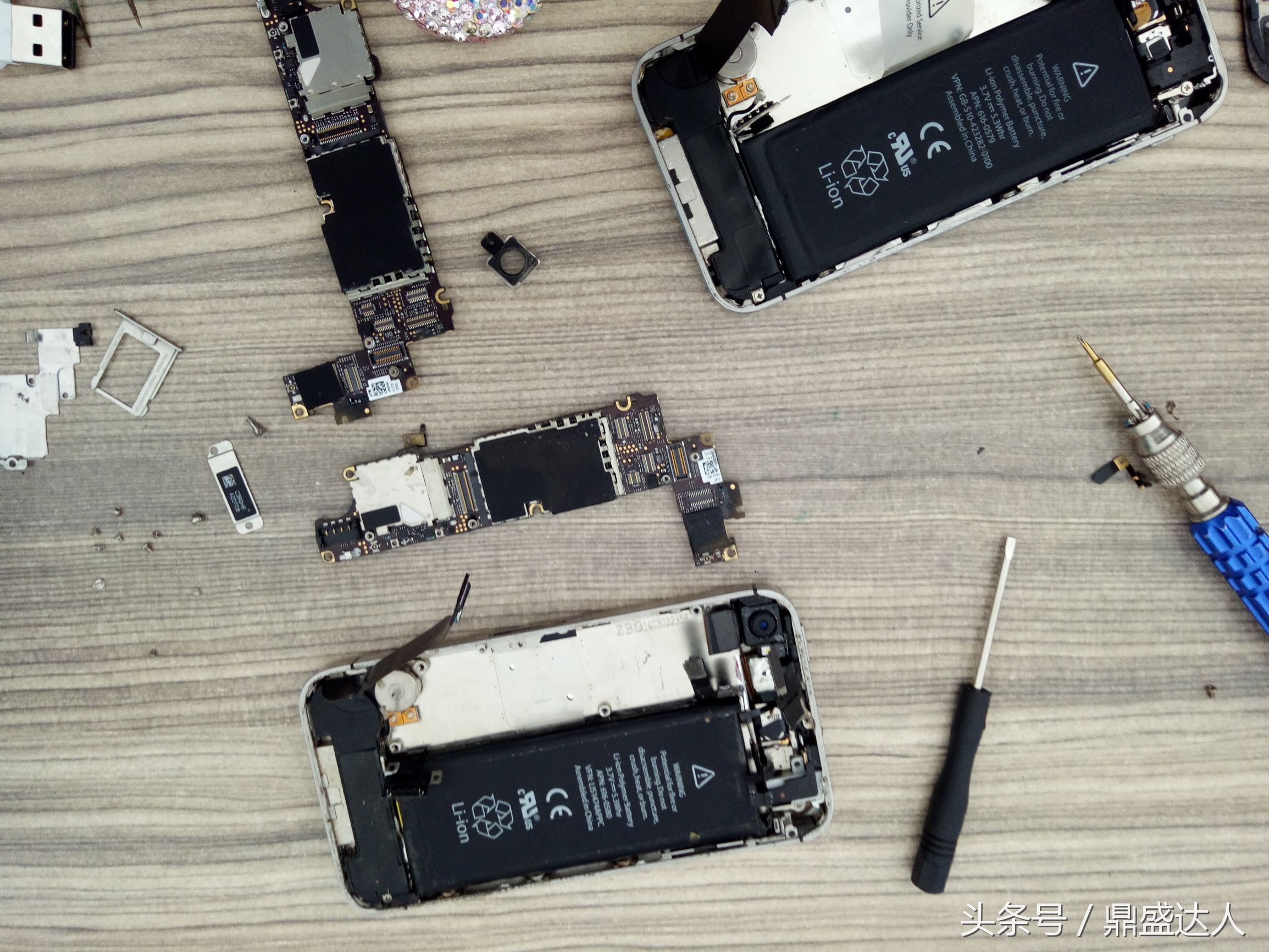拆iphone4s用什么螺丝刀,苹果4s拆主板