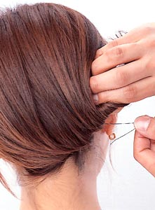 最简单的盘头发方法30岁,步摇盘头发的简单方法